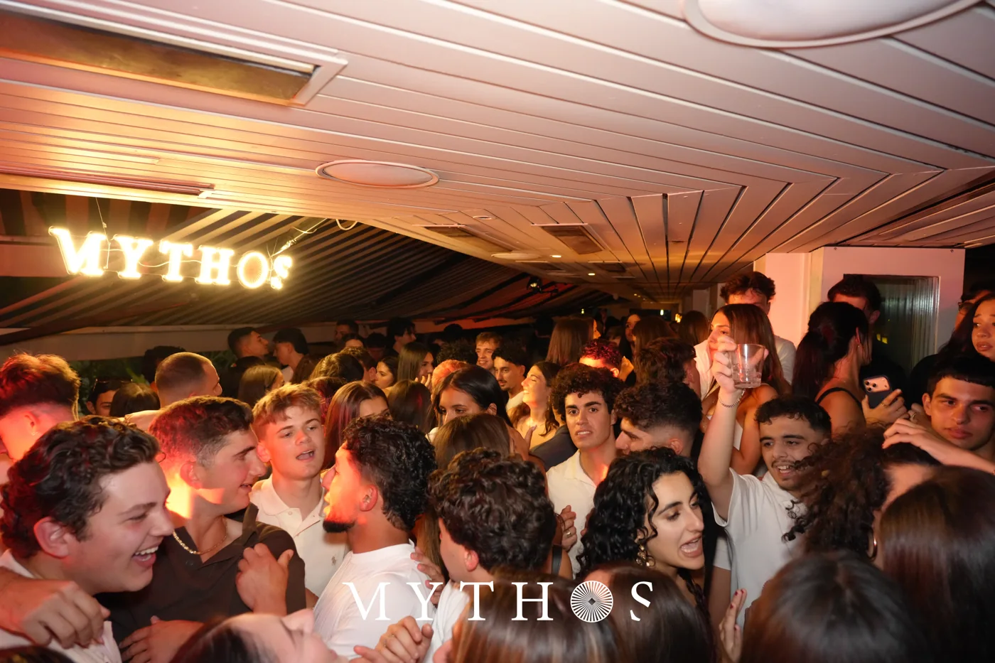 MYTHOS crowd at PELICANO, 19 September 2026